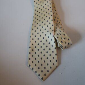 Mens Yves Saint Laurent Light Yellow Black Paisley Print Designer Silk Tie *